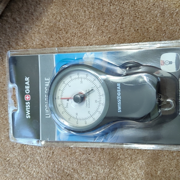 Swiss Gear Luggage scale - Picture 1 of 2